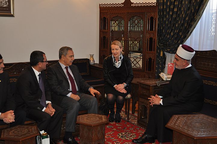 Zamjenik premijera Vlade Republike Turske posjetio reisu-l-ulemu