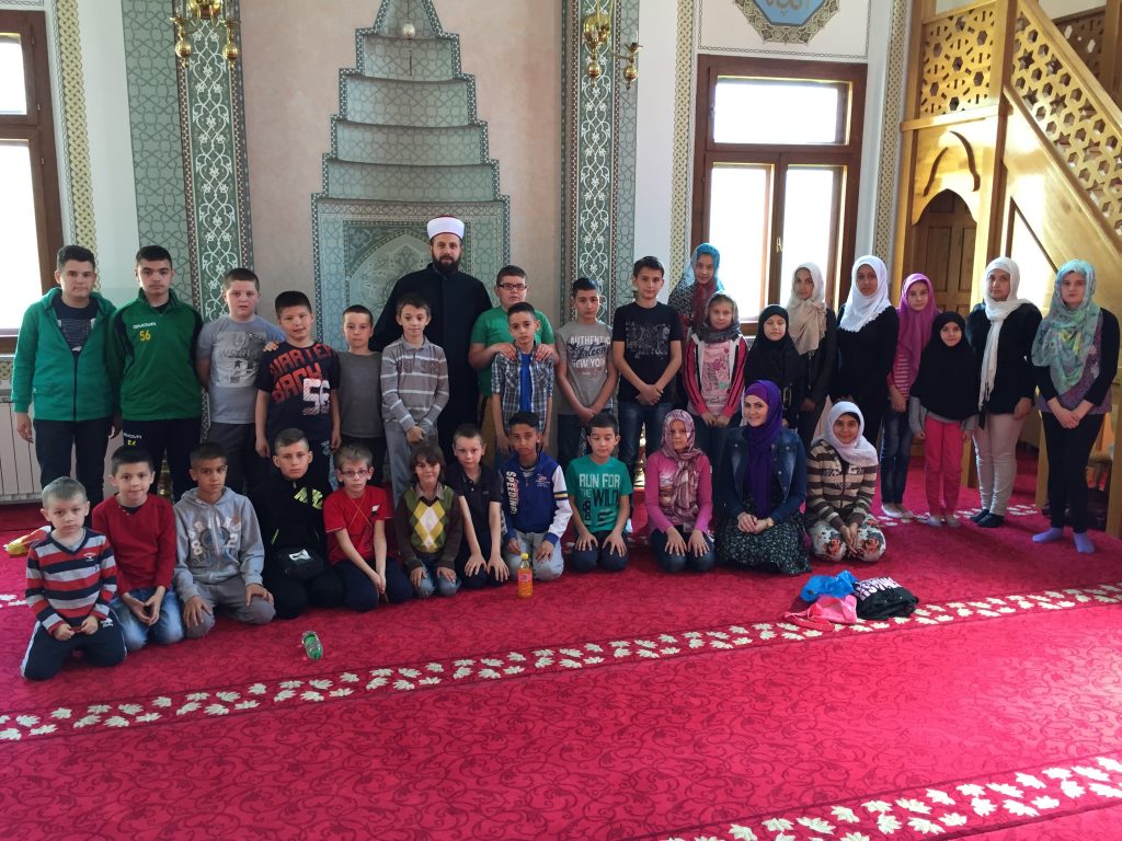 Podne namaz u Atik džamiji
