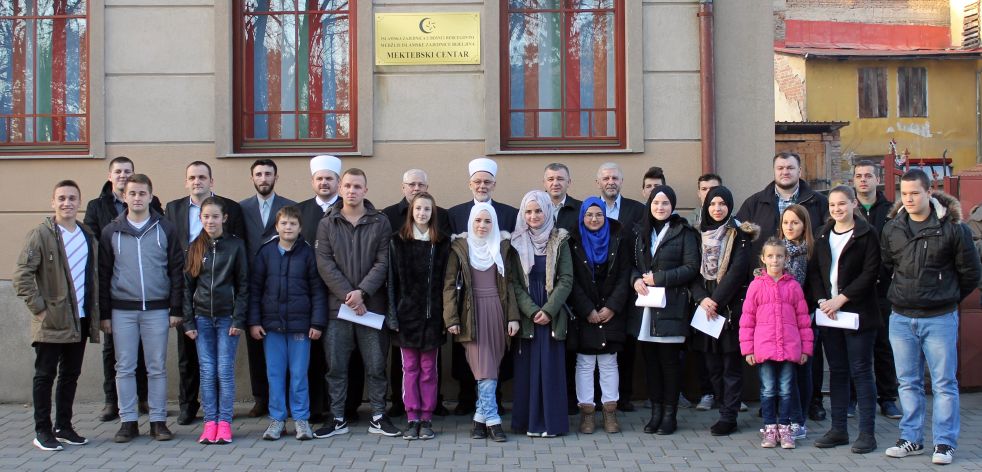Islamska zajednica osigurala 70 stipendija za učenike i studente u Podrinju