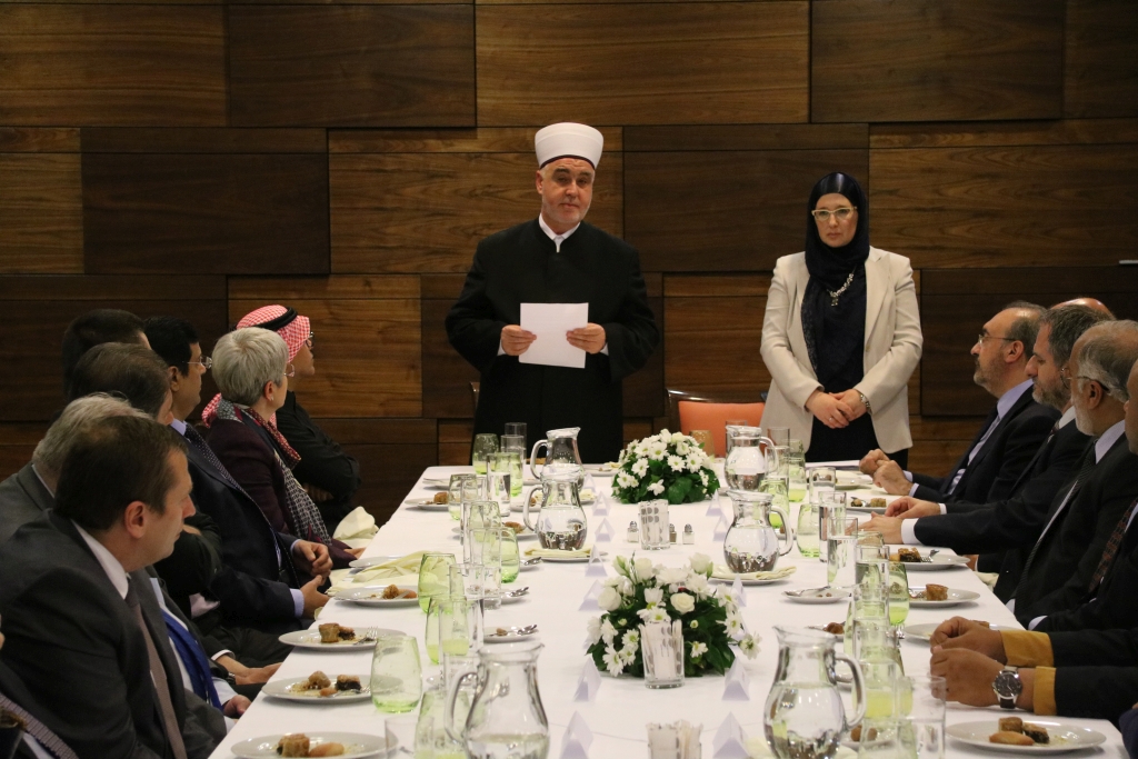 Tradicionalni iftar Reisu-l-uleme za ambasadore
