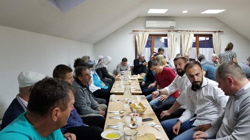 Nastavljaju se zajednički iftari u Mektebskom centru u Bijeljini