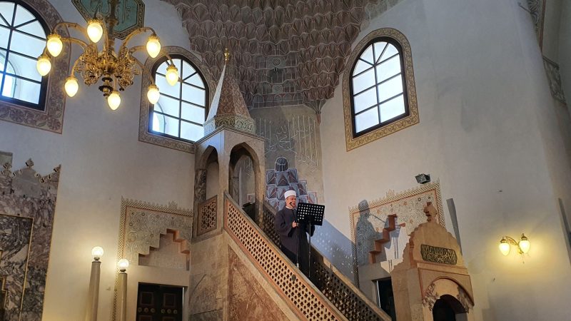 Poruke Bedra – prva džuma u Gazi Husrev-begovoj džamiji nakon ublažavanja mjera