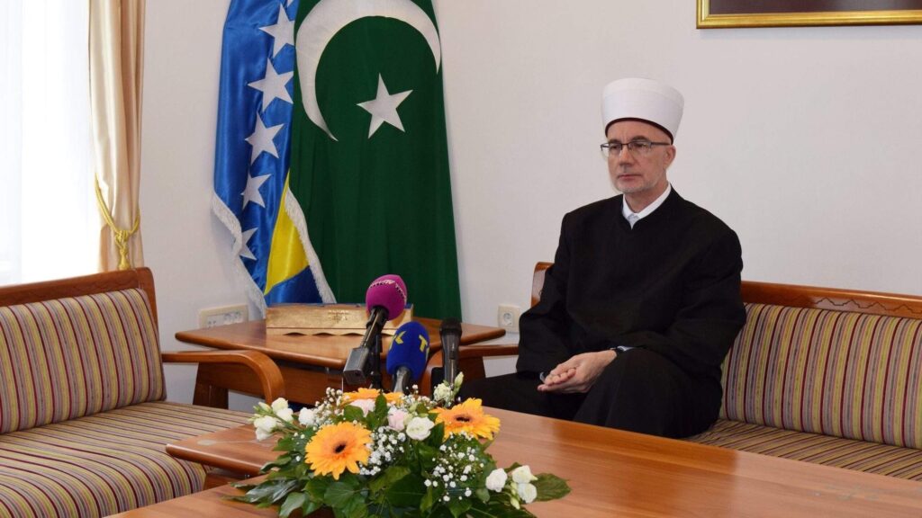 Bajramska čestitka muftije tuzlanskog: U Bajramu pokažimo svoju plemenitost