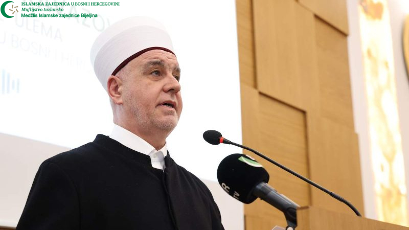 Reisul-ulema: Da Gazi Husrev-beg pri osnivanju hajrata nije pred očima imao budućnost, oni budućnosti ne bi ni imali
