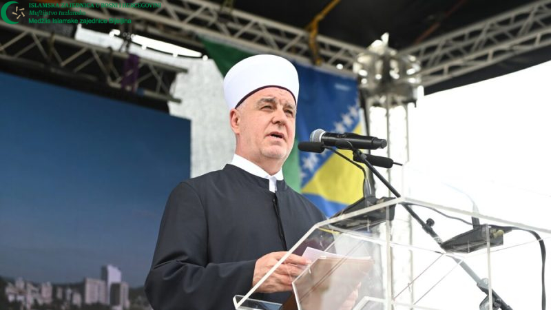 VIJESTI Reisul-ulema Kavazović: Ako ne obnovimo duhovni život, približavamo se bezdanu iz kojeg nema povratka