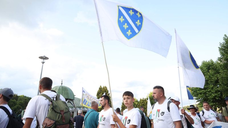Učesnici Marša mira stigli u Potočare: Doprinos obilježavanju genocida i utjeha porodicama žrtava