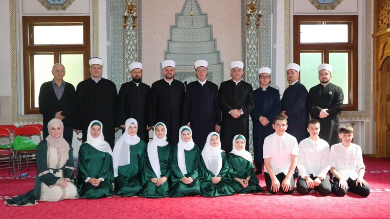 Hatma-dova za devet polaznika mektepske pouke u Bijeljini
